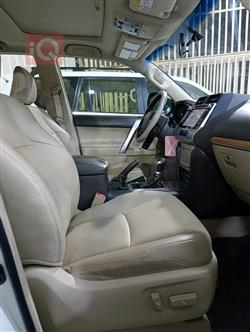 تۆیۆتا لاندكروزر پرادۆ